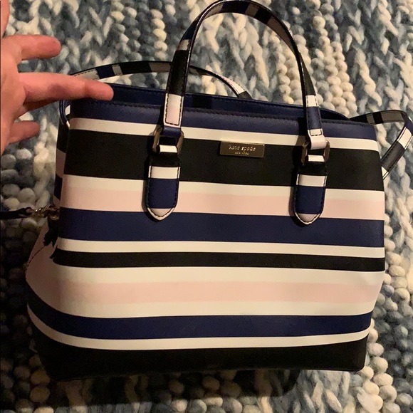 kate spade Handbags - Kate spade purse
